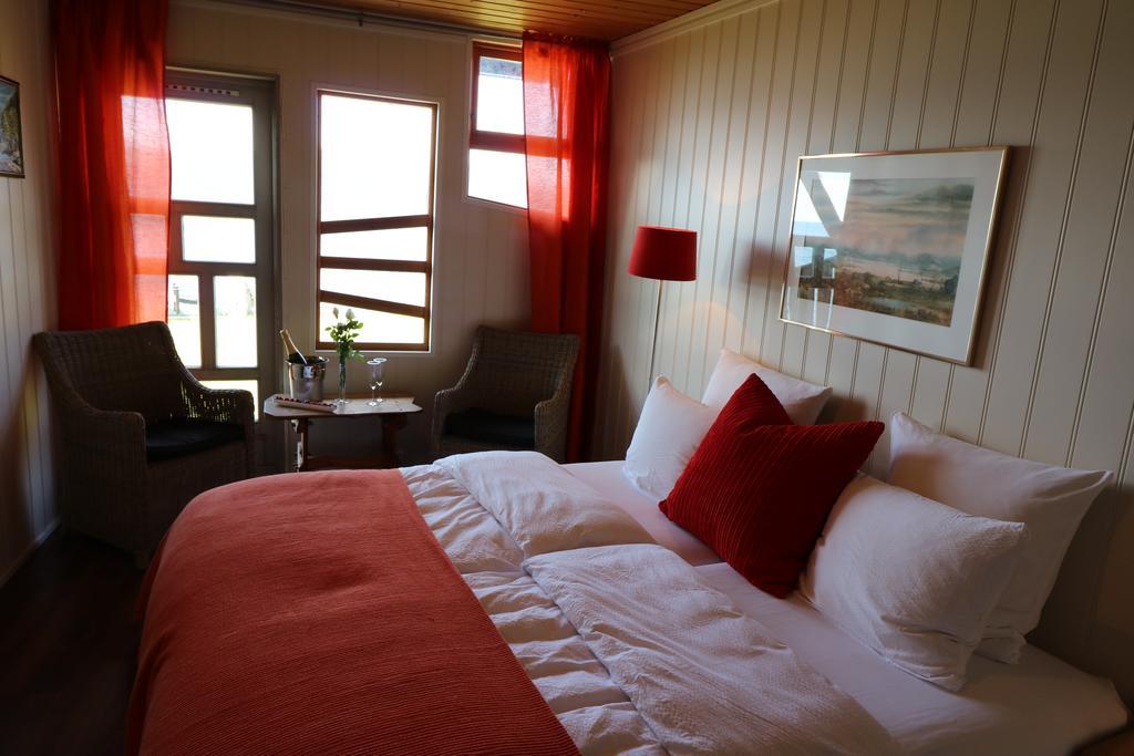 Brekkestranda Fjordhotel Exterior foto